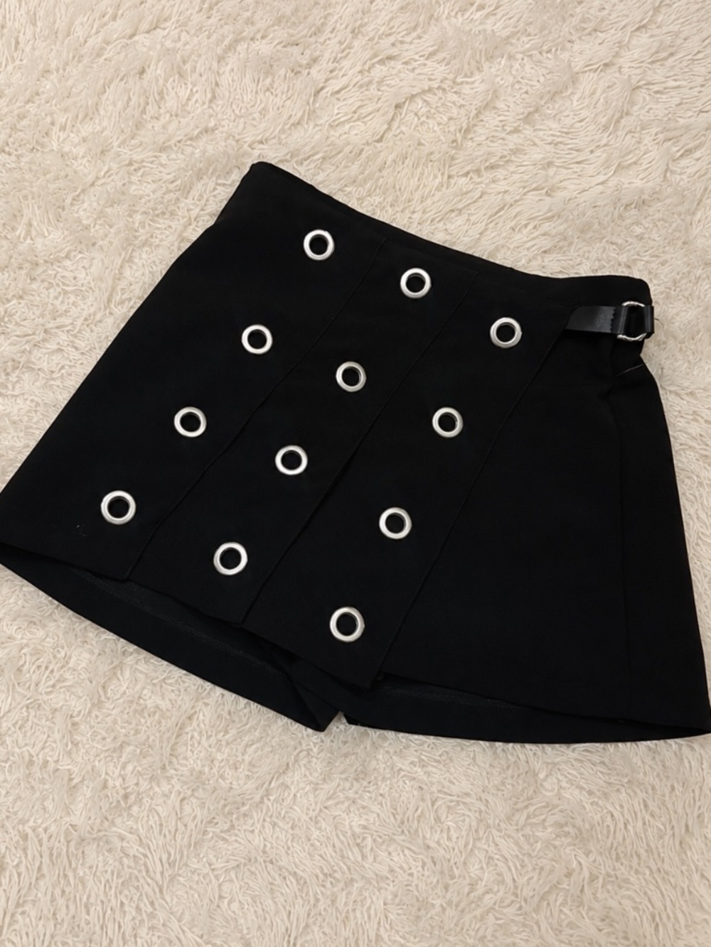 ZARA Black Grommet Skort – XS